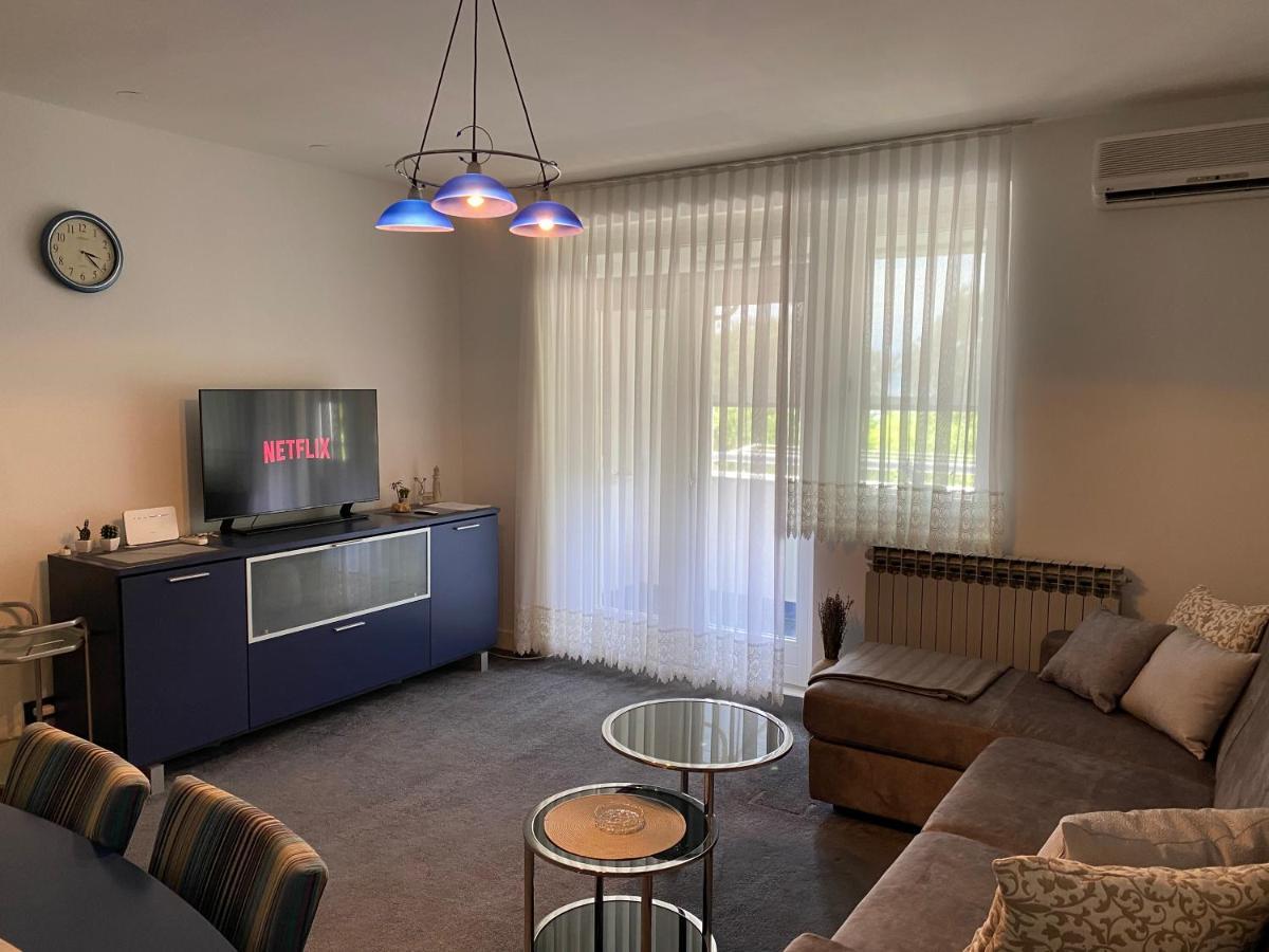 Apartman Njivice Exterior foto